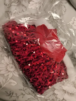 Falda de lentejuelas roja