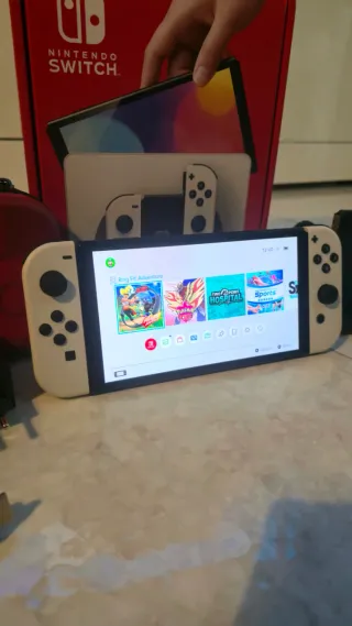 Console Nintendo Switch OLED Edizione bianca