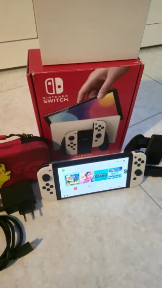 Console Nintendo Switch OLED Edizione bianca