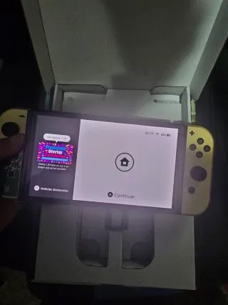 Nintendo Switch OLED Zelda + 3 giochi