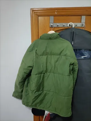 Chaqueta verde acolchada la marca DC