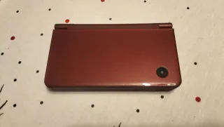 Nintendo DS XL Rosso con Giochi Preinstallati