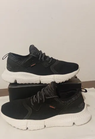 Scarpe Skechers Uomo Nero Bianco
