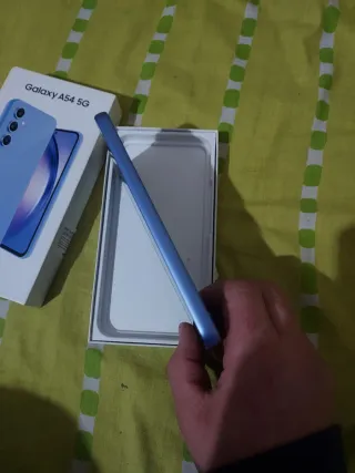 Samsung Galaxy A54 5G morado