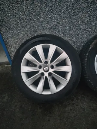 Llantas Seat León 5F en 16 pulgadas.