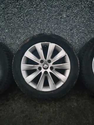 Llantas Seat León 5F en 16 pulgadas.