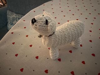 Oveja de Belén tejida a mano