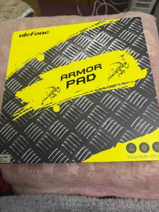Tablet uleFone Armor Pad con design robusto e accattivante