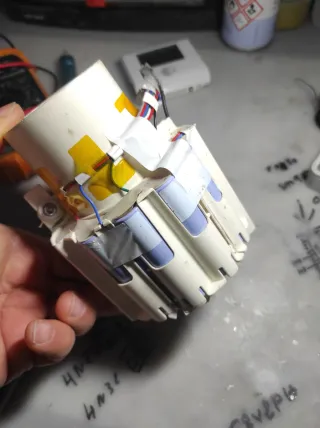 Riparazione di schede elettroniche per lavatrici, frigoriferi e altro