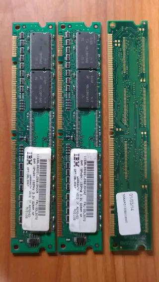 3x Módulos Memoria SDRAM PC133 64MB IBM