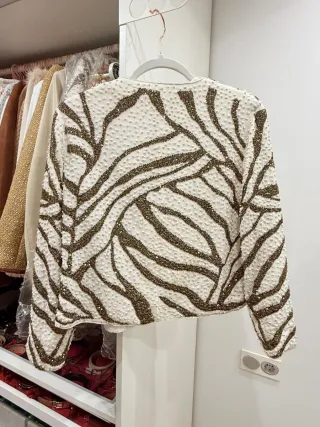 Chaqueta Uterqüe Abalorios