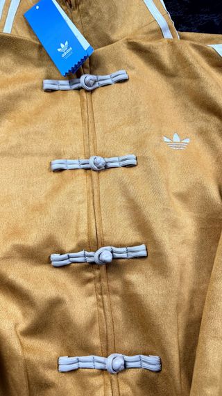 Chaqueta Adidas CNY Edición Limitada Amarilla