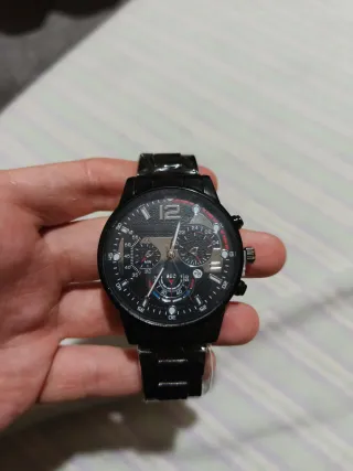 Reloj MKUN Negro y Dorado