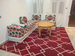 Salón Árabe Completo con Mesa y Alfombra