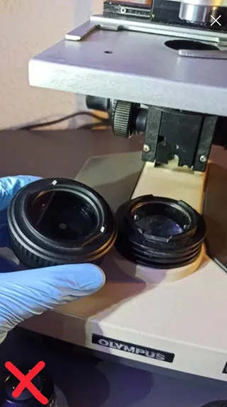 OLYMPUS Microscopio CH-2 trinocular