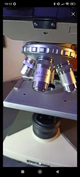 OLYMPUS Microscopio CH-2 trinocular