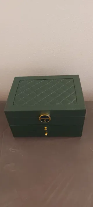 Portagioie grande verde con scomparti