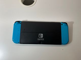 Nintendo Switch OLED + 3 Giochi