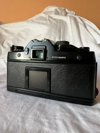 Contax RTS II + Zeiss Planar 50mm