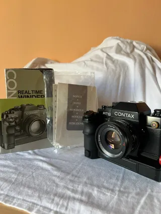 Contax RTS II + Zeiss Planar 50mm