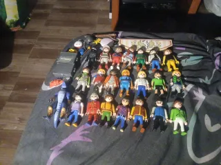 Lote 21 figuras Playmobil con accesorios Todos 13€