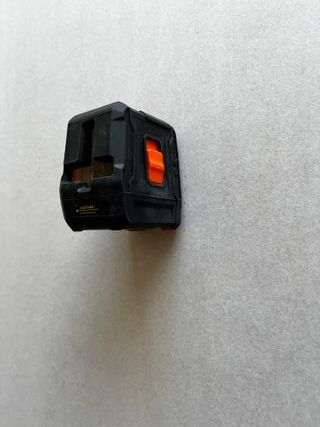 Nível Laser Cruzado Tacklife SC-L07