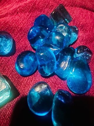 Piedras decorativas azules