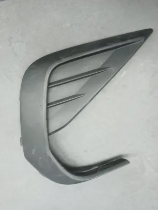 MOLDURA DERECHA PARAGOLPES VW TIGUAN II