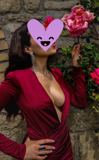 Vestido burdeos para bodas y eventos