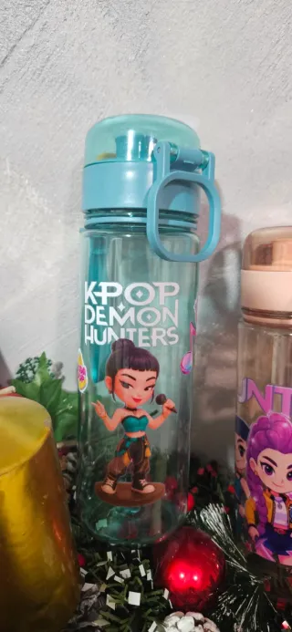 Botella Agua Kpop 650ml elige la tuya