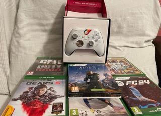Xbox Series X como nueva+2 mandos+juegos