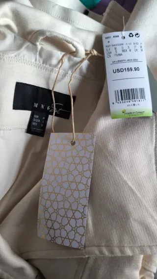 Abrigo Mango Beige con etiqueta