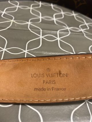 Cintura Louis Vuitton Marrone con Fibbia Dorata