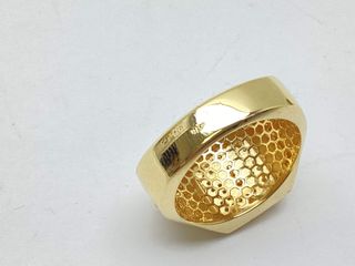 sello oro 18k con piedra con circonita