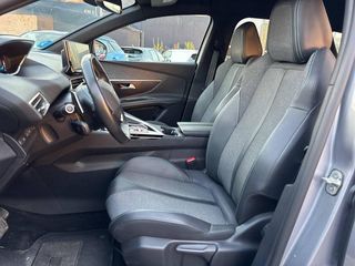 Peugeot 3008 225 e-EAT8 Allure Pack