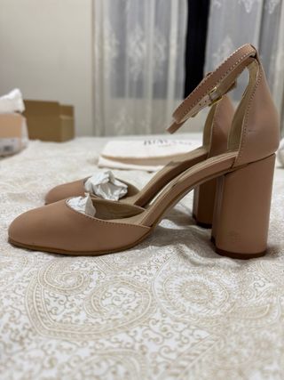 Scarpe BIMANI in pelle nude