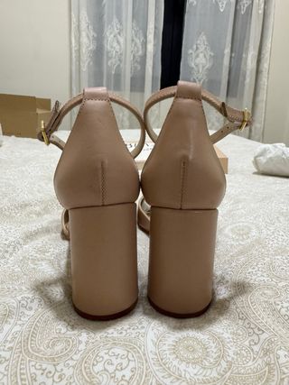 Scarpe BIMANI in pelle nude