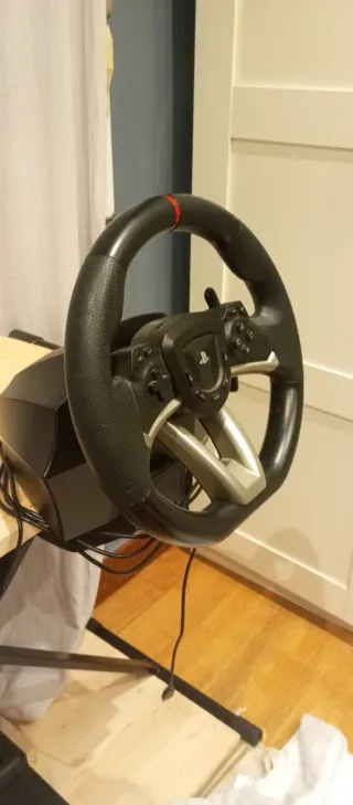 Volante HORI PS4/PS5/PC con scatola originale