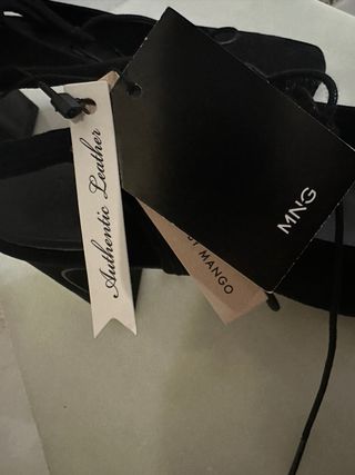 Zapatos de tacón de piel ante,negros con cordones