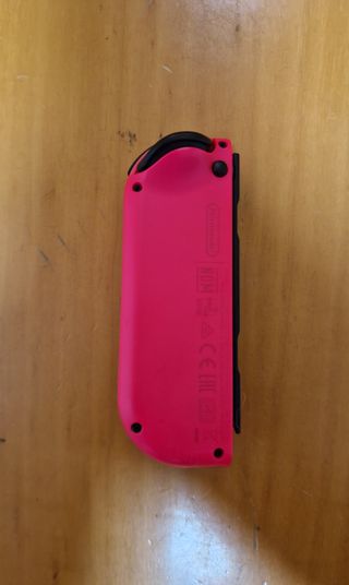 Controller destro rosa Nintendo Switch