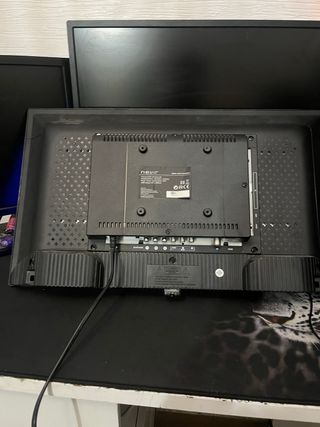 TV Nevir 24” LED HD Ready (Con mando) Sin patilla