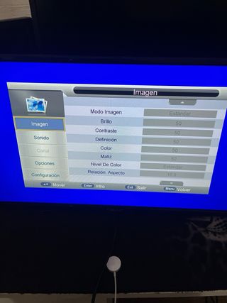 TV Nevir 24” LED HD Ready (Con mando) Sin patilla