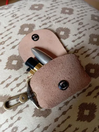 Bolso llavero para auriculares o mecheros