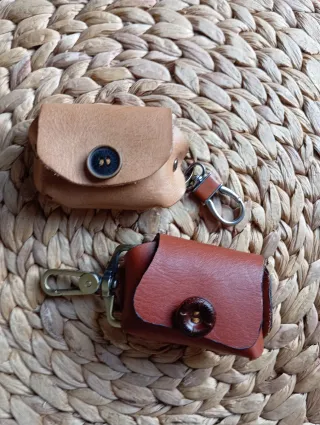 Bolso llavero para auriculares o mecheros