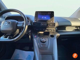 Toyota Proace City Verso 1.2 96kW Family Act Auto 7 Plazas L2