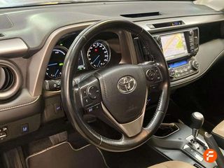 Toyota Rav4 2.5l hybrid 2WD Advance Pack Drive