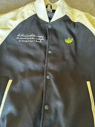 Chaqueta Adidas Originals Negra y Blanca