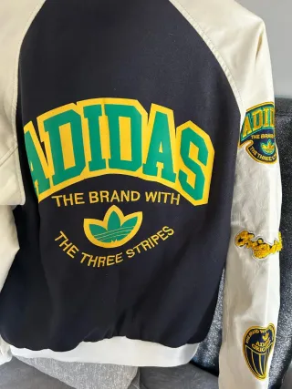 Chaqueta Adidas Originals Negra y Blanca