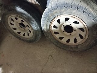 Llantas Mitsubishi Montero con Neumáticos