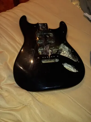 Cuerpo vacío stratocaster 39 euros